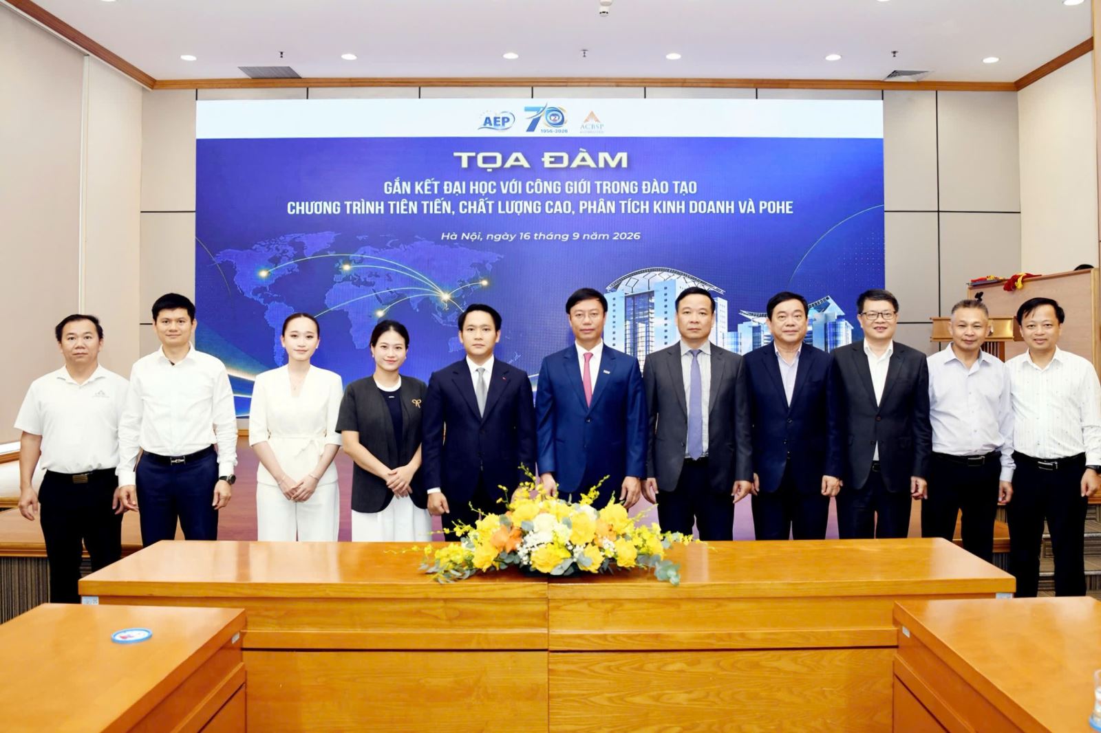 La Défense ký kết hợp tác đào tạo pháp lý với Đại học Kinh tế Quốc dân